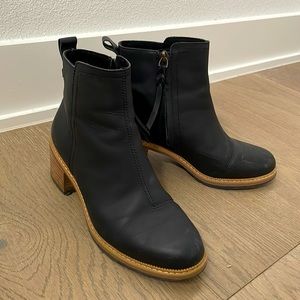 TOMS Marina Black Leather Heeled Boot 7.5